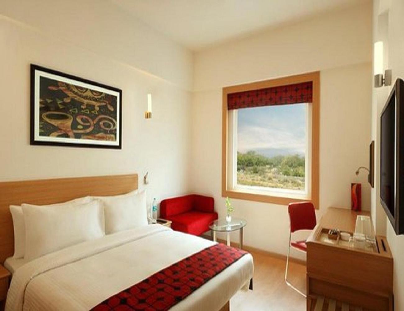 Hotel Tu Casa International Near Delhi Airport Neu-Delhi Exterior foto